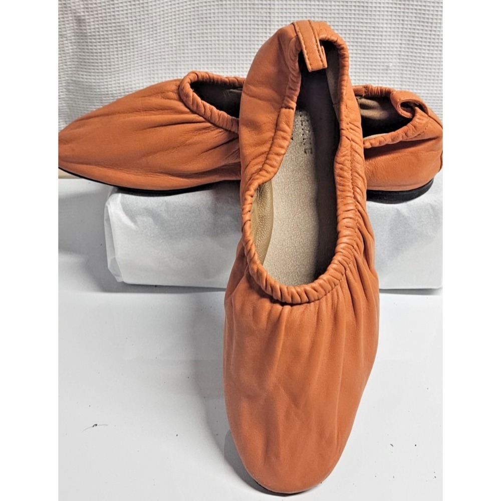 Everlane Women's Leather Ballet Flats in Rust Orange